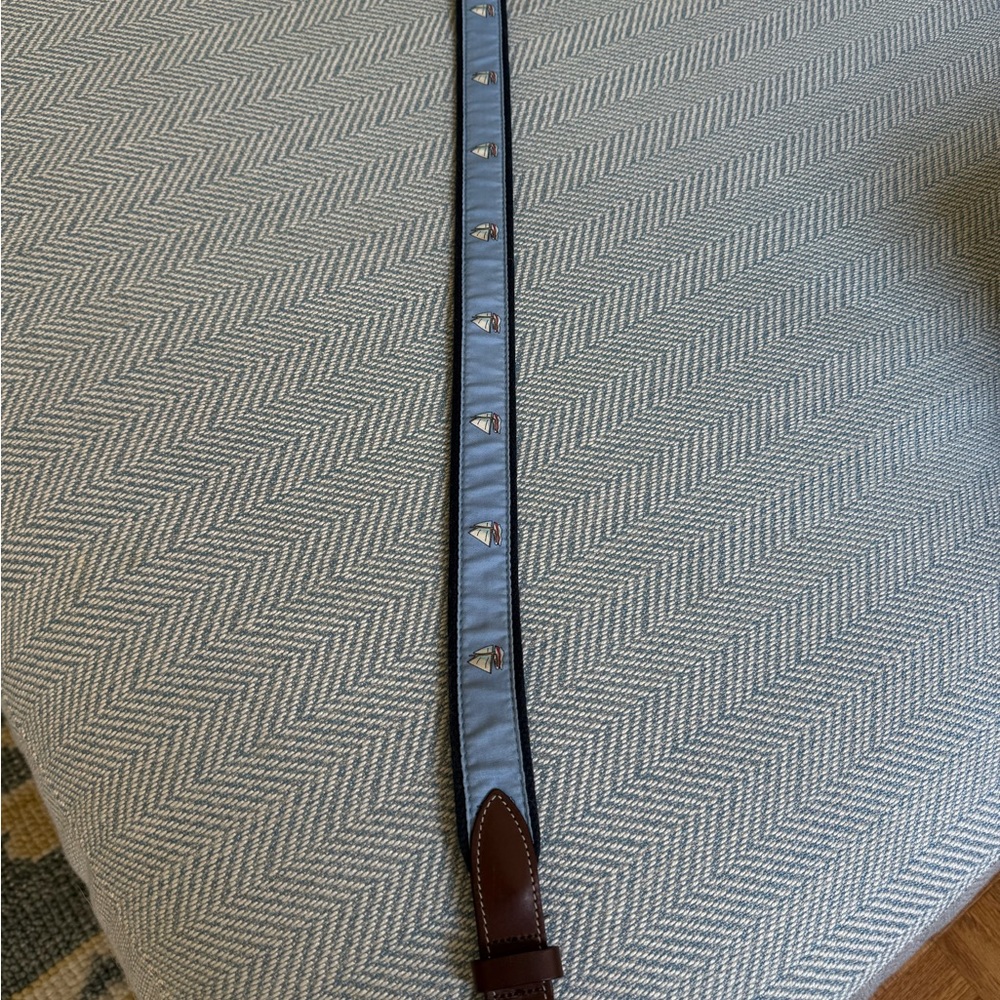 Vineyard Vines Light Blue Webbed Belt with Brown Leather Trim